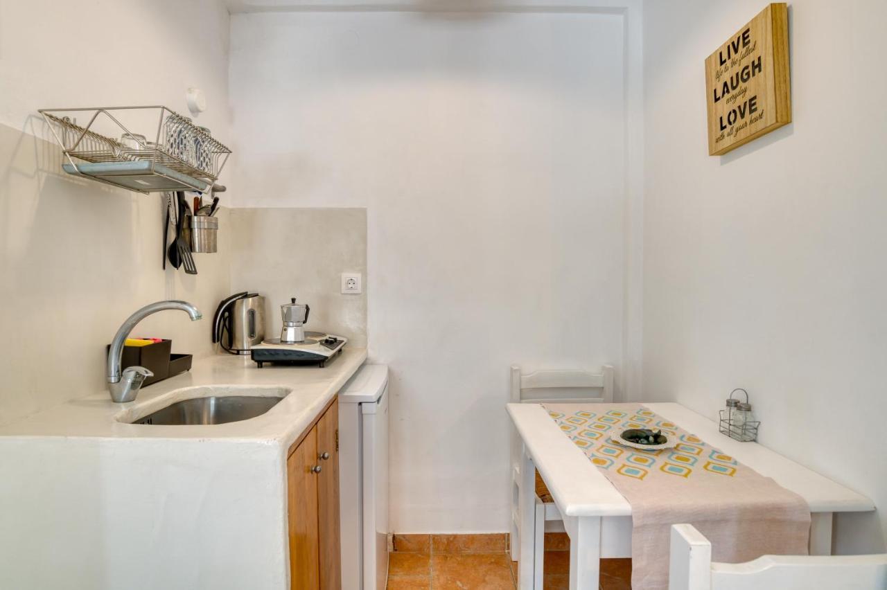 Dahlia Apartments And Studios Aliki  Exterior photo